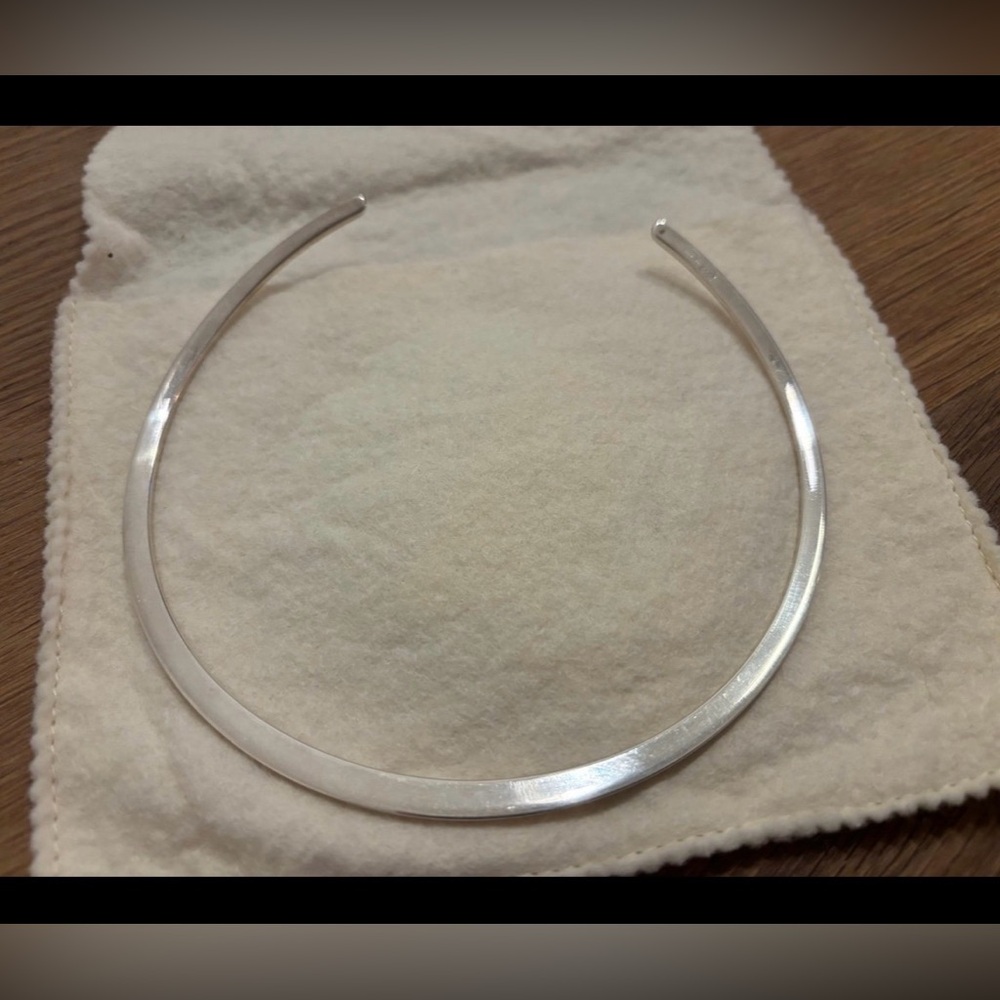 Authentic Gucci Sterling Silver Torque Choker Necklace 925 Minimalist Collar - Picture 4 of 5